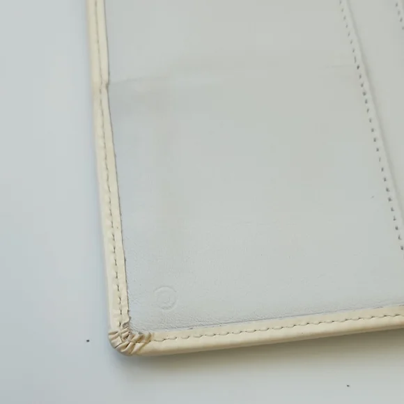 Coach Turquoise and Cream Agenda - Picture 10 of 13